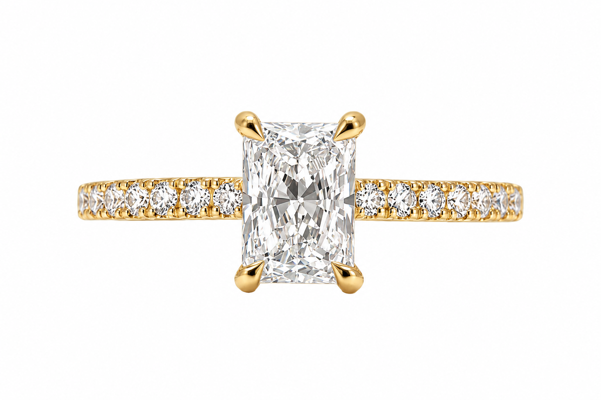 Radiant-Cut Solitaire Pavé Diamond Ring - 18K Gold