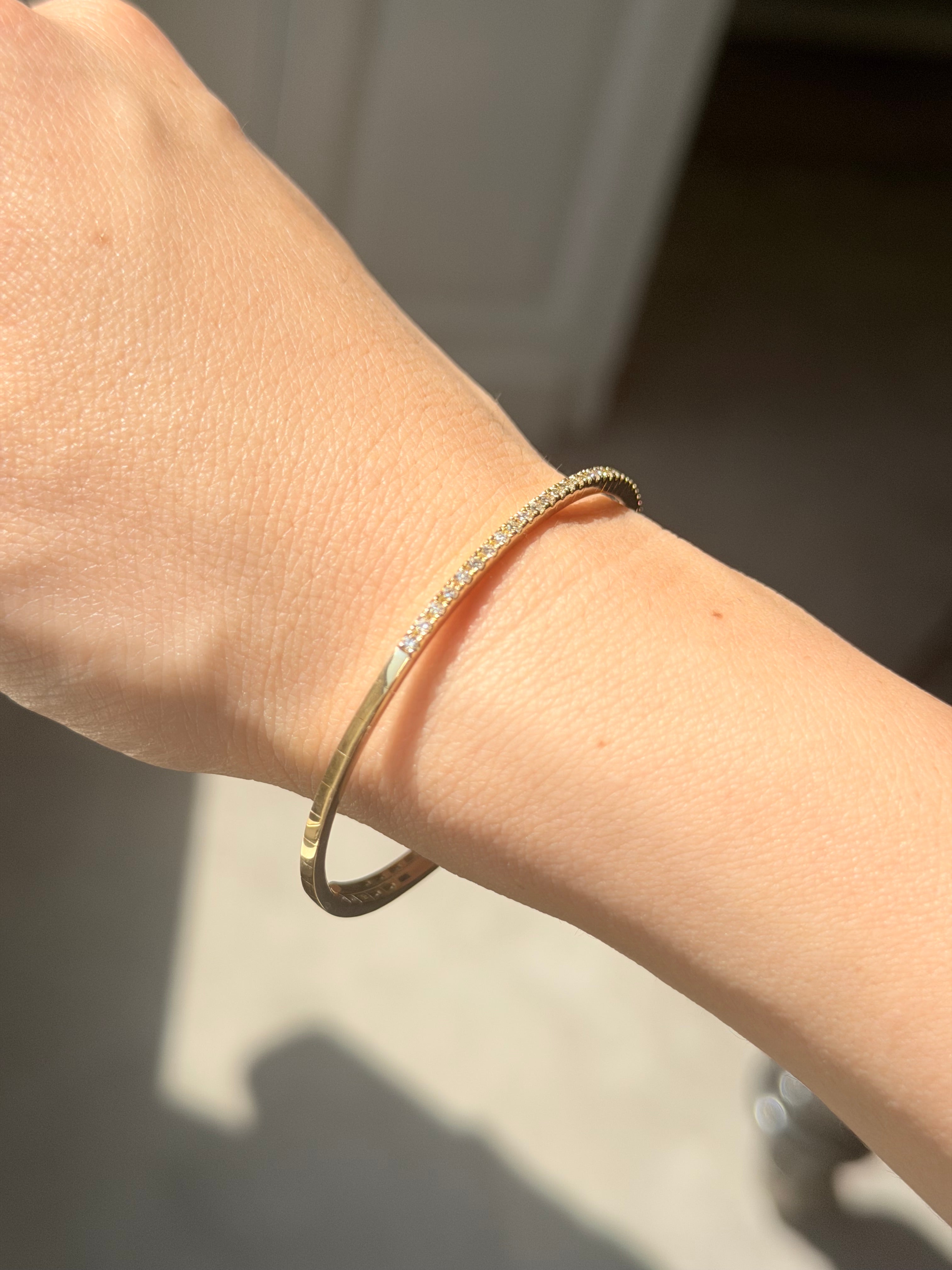 Classic Flexible Diamond Bangle Yellowgold