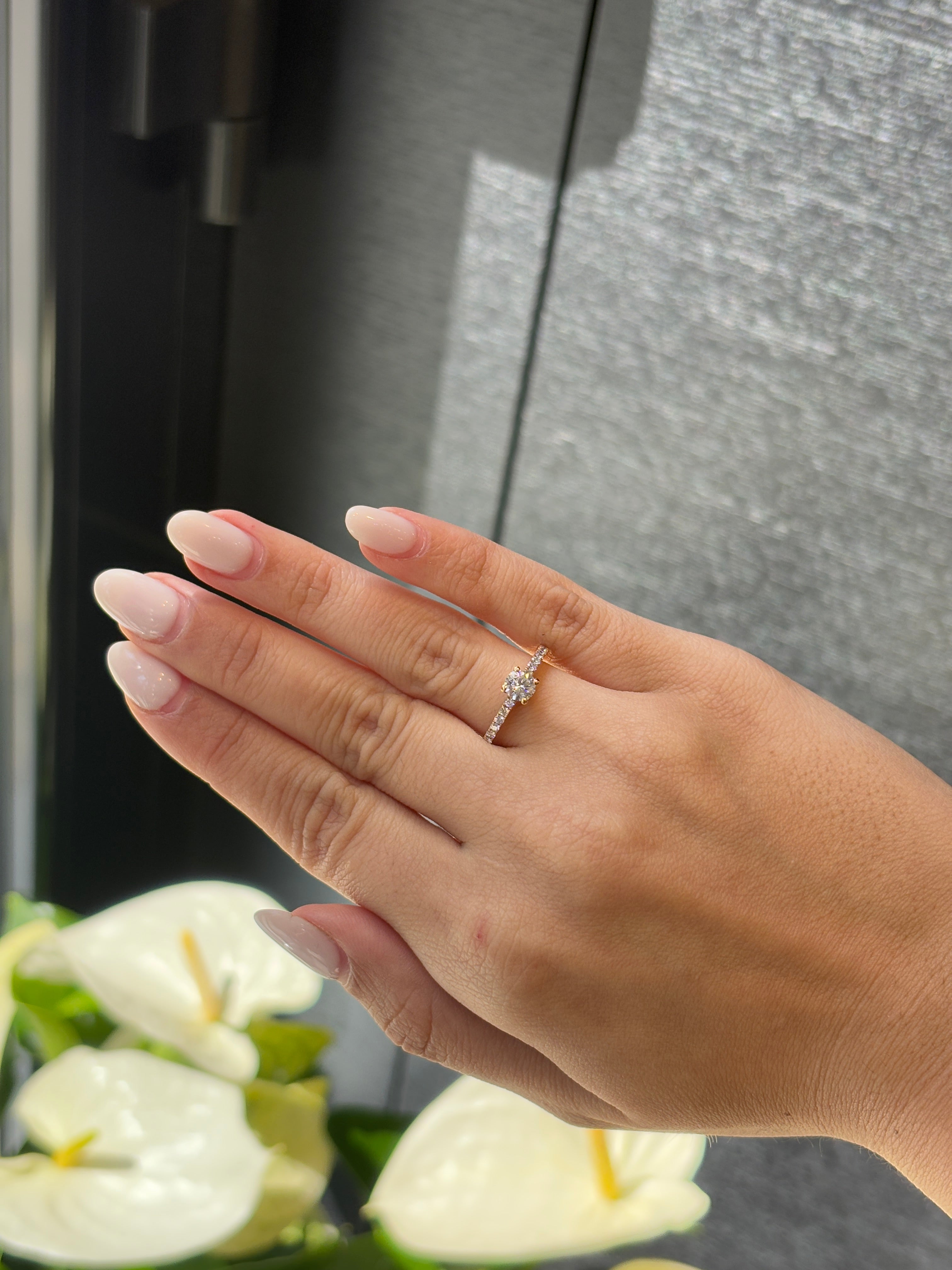 Étoile Solitaire Ring