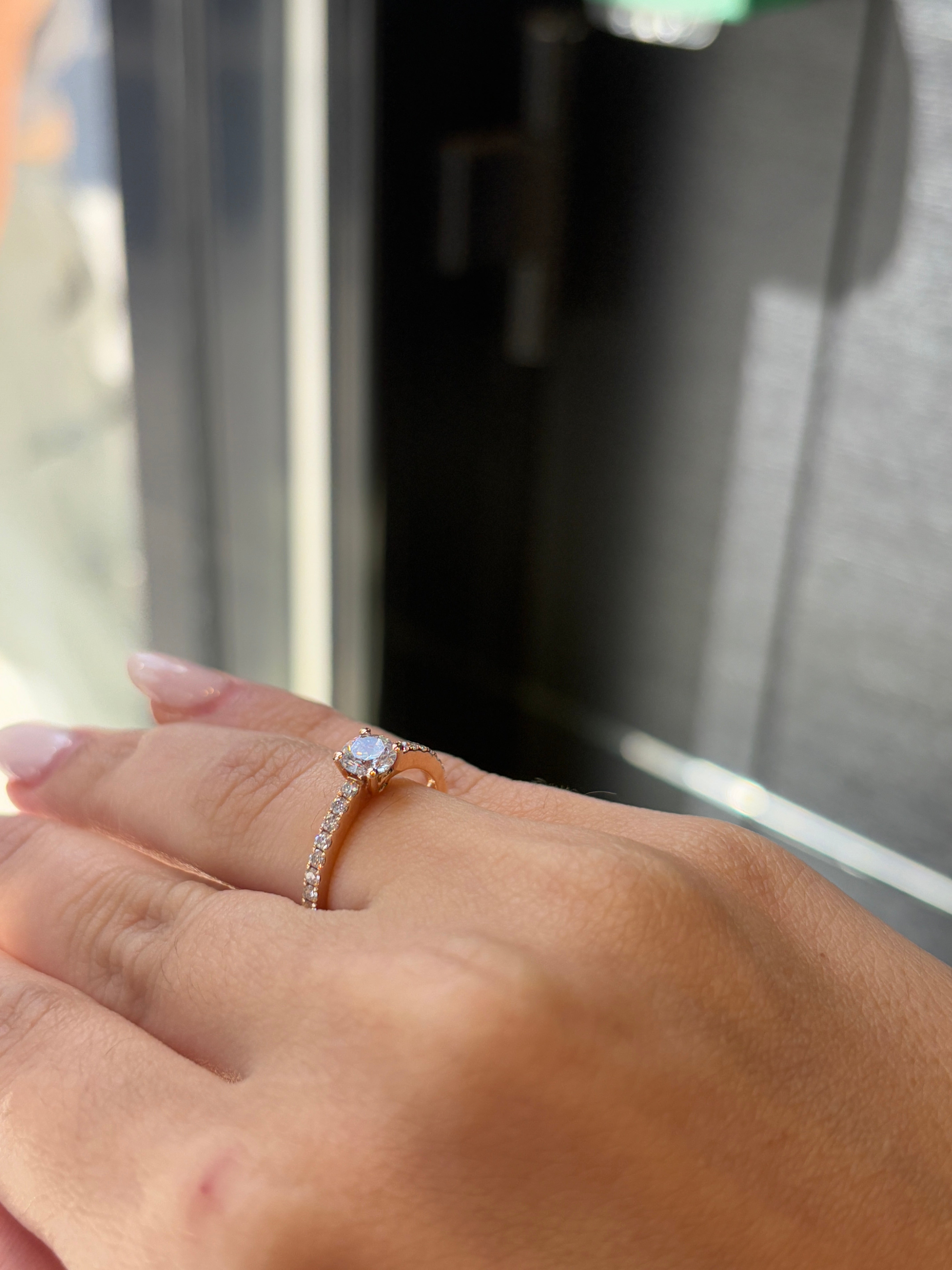 Étoile Solitaire Ring