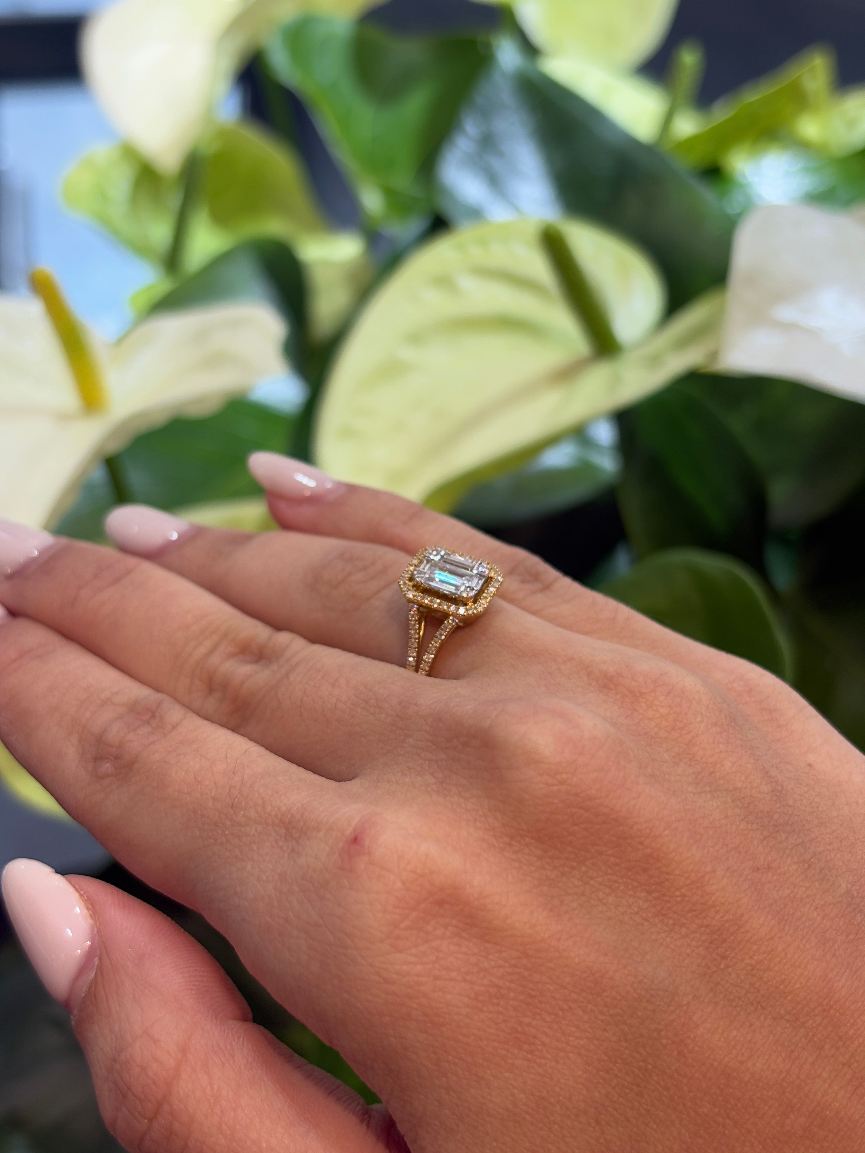 Emerald Split Ring