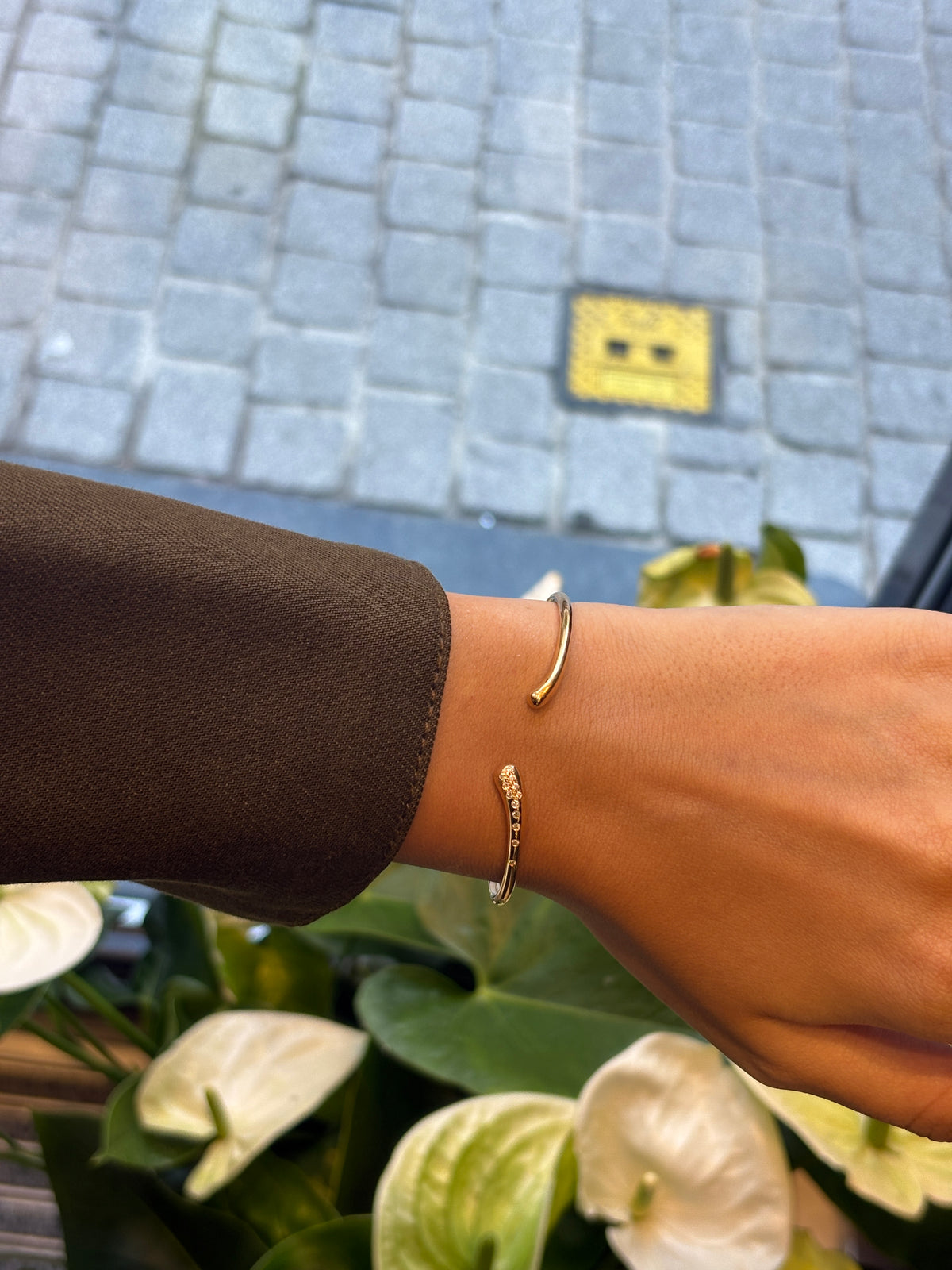 Armband omhelzen