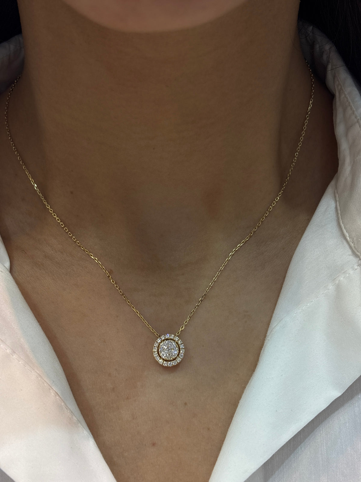 Halo Classic Diamond Necklace