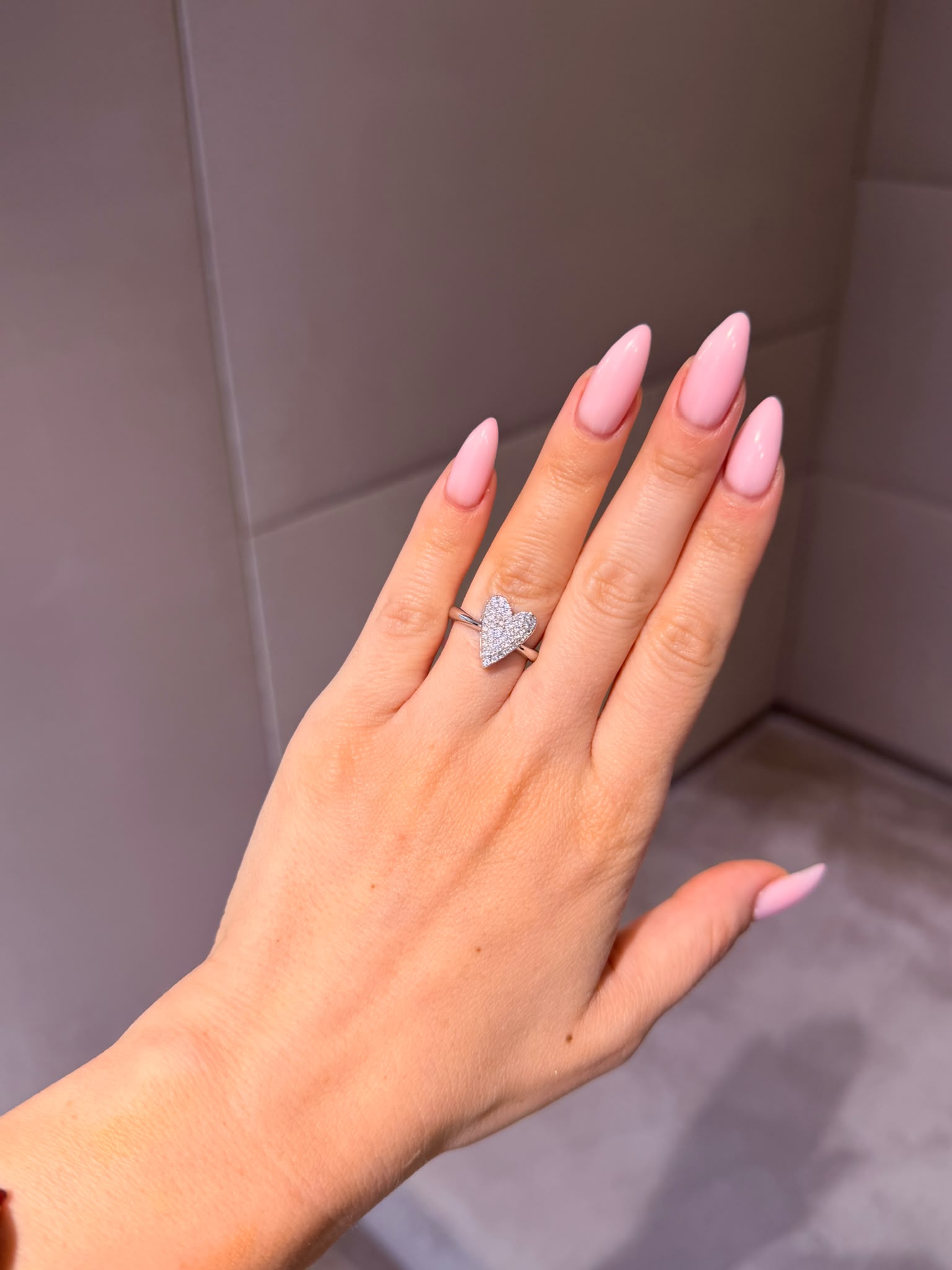 Carat Heart Diamond Ring – 18K Gold