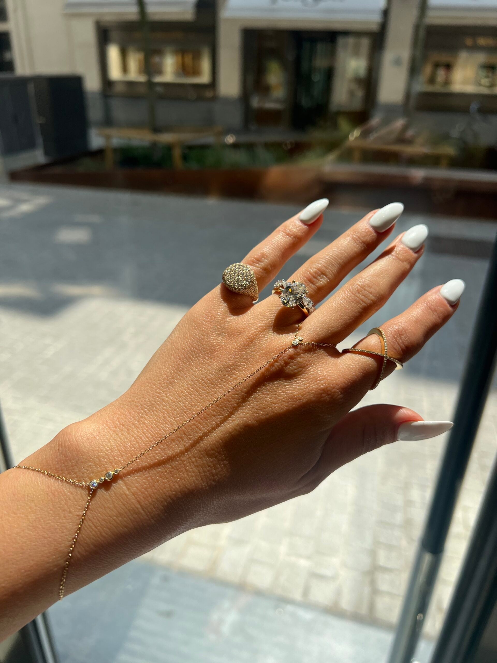 Handchain