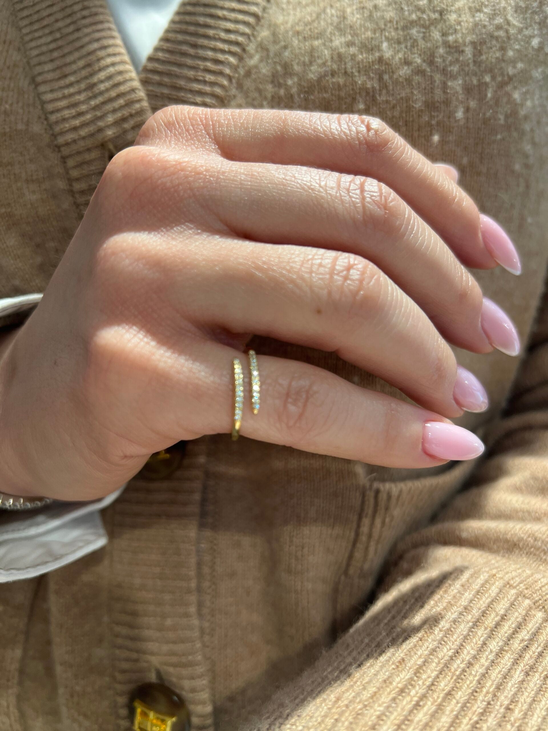 Mini Pinky Claw Ring