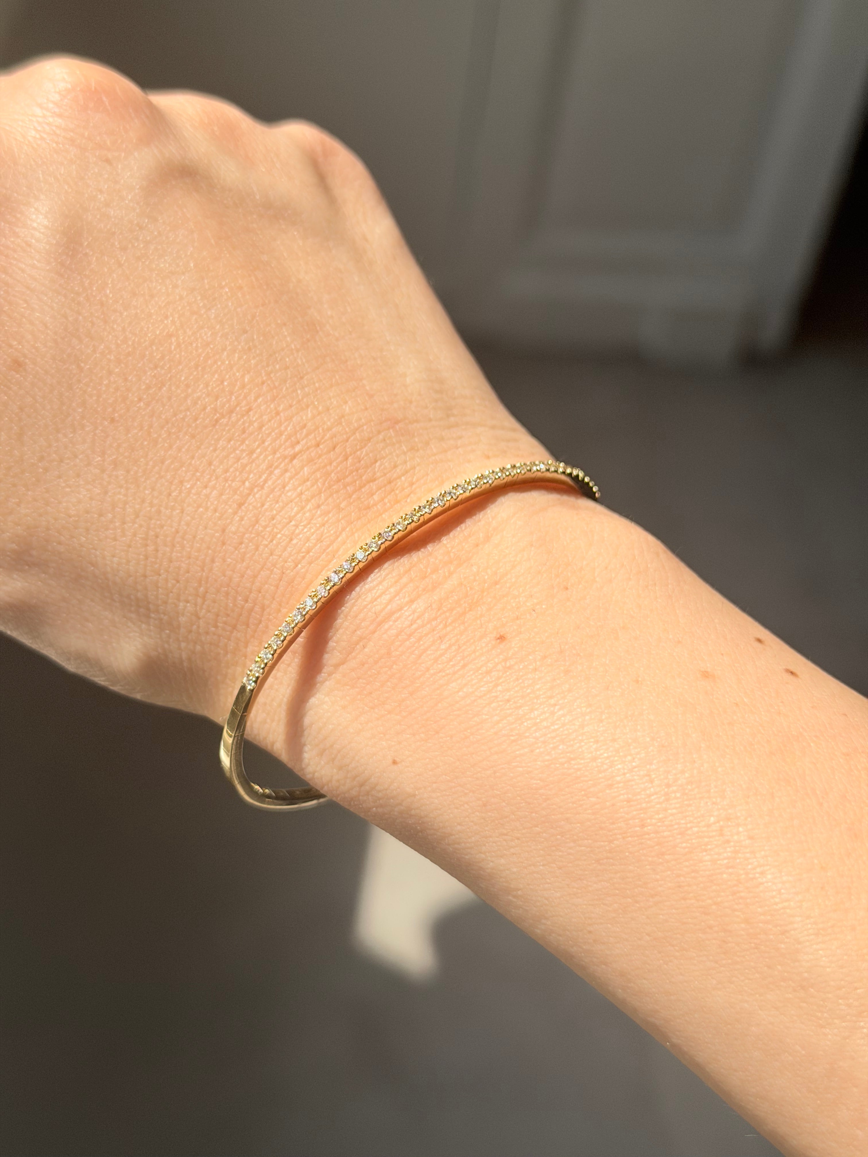Classic Flexible Diamond Bangle Yellowgold