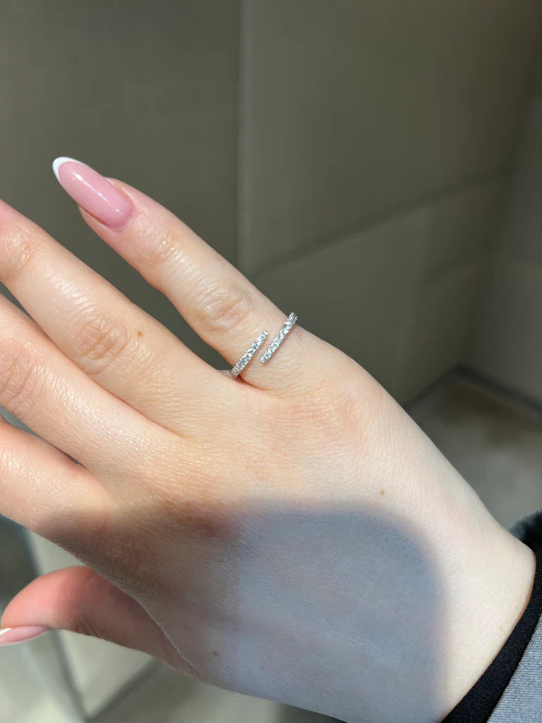 Claw Pinky Ring