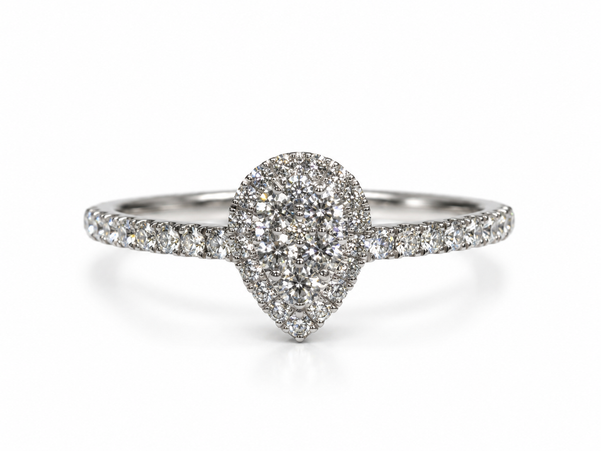 Halo Pearshape Diamond Ring