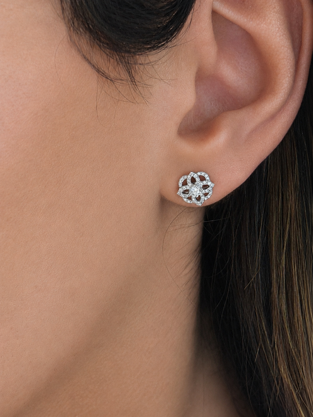 Flower Diamonds Stud
