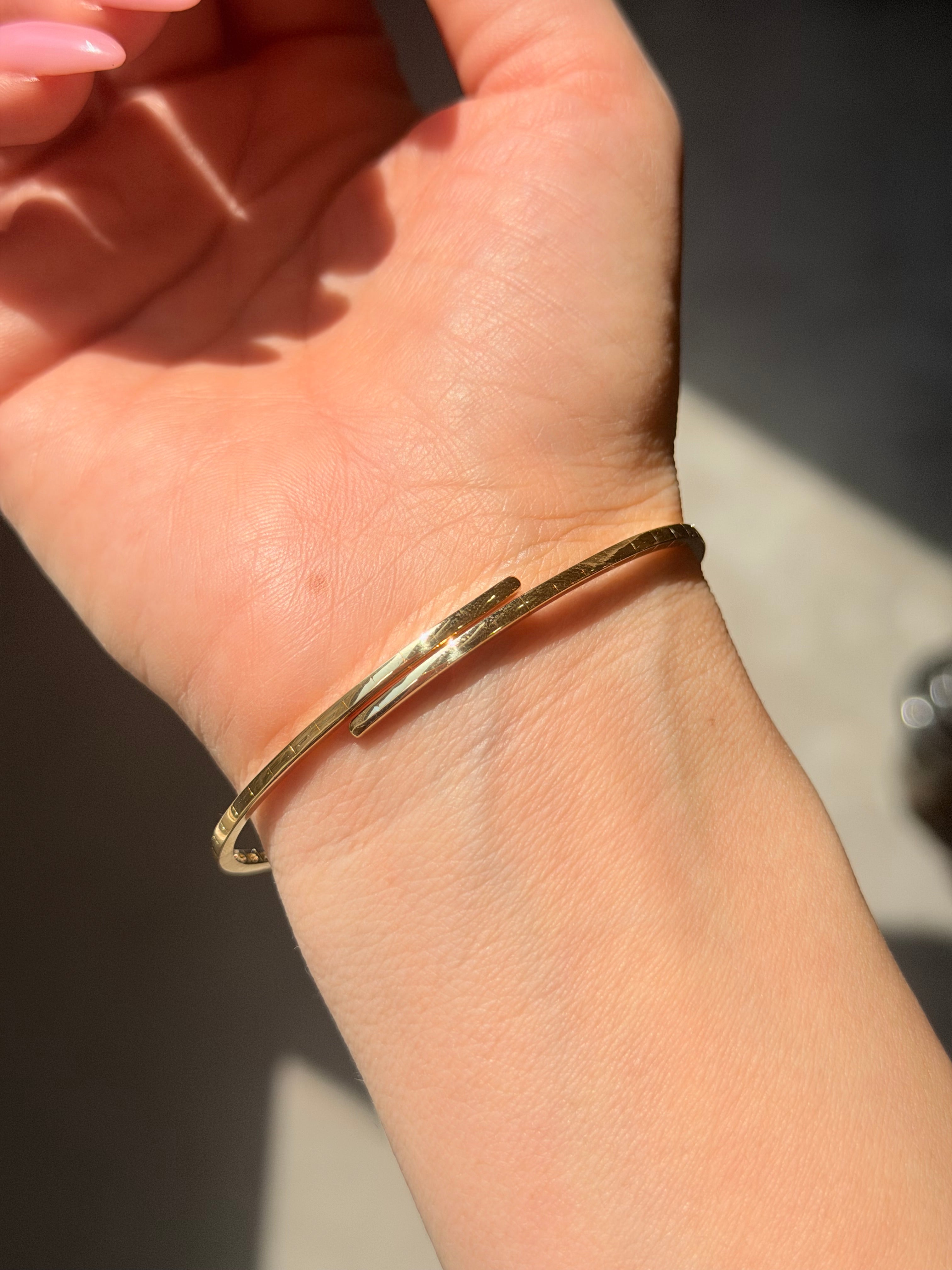 Classic Flexible Diamond Bangle Yellowgold