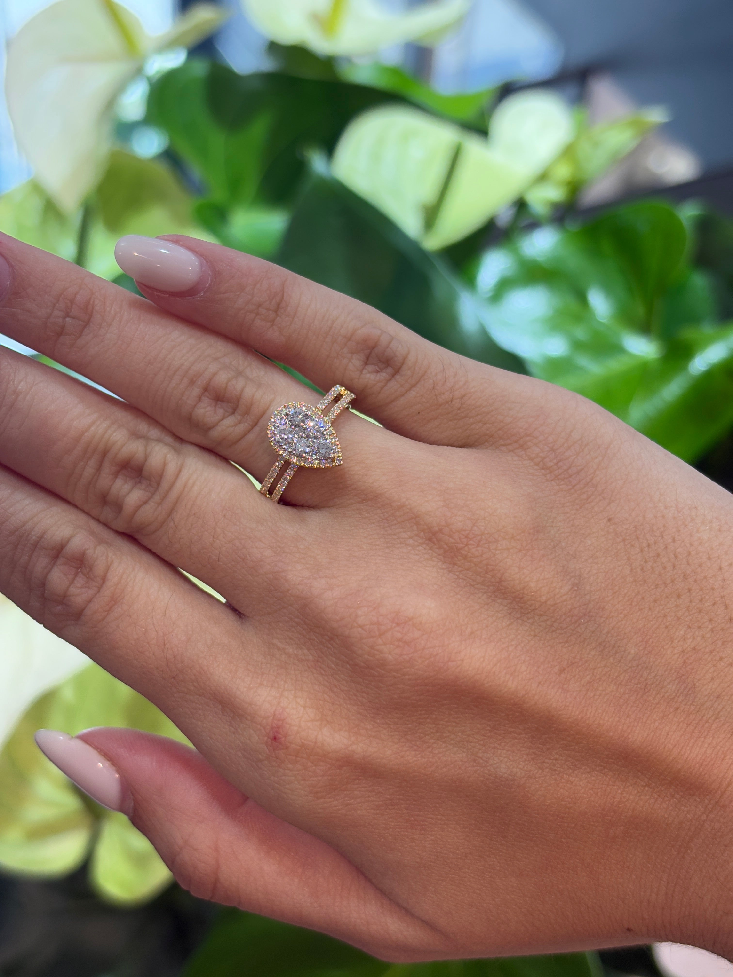 Luna Pear Ring