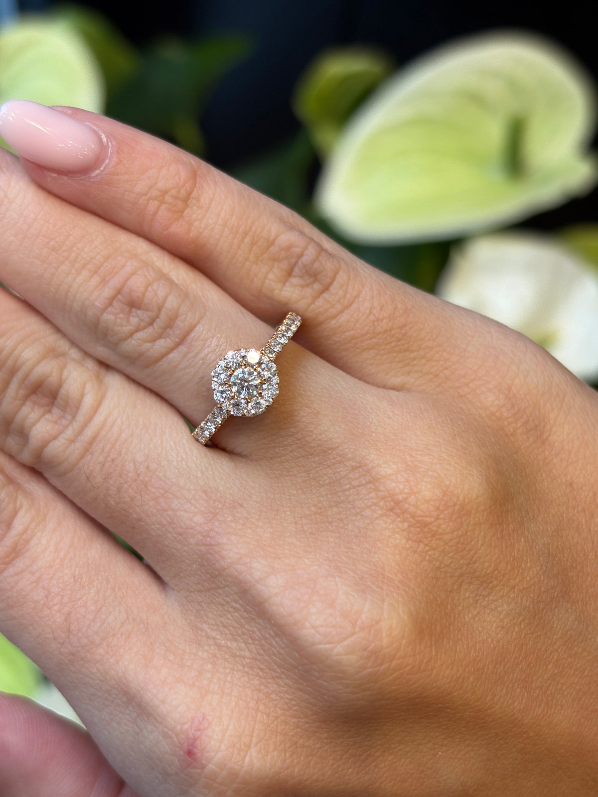 Invisible Halo Ring