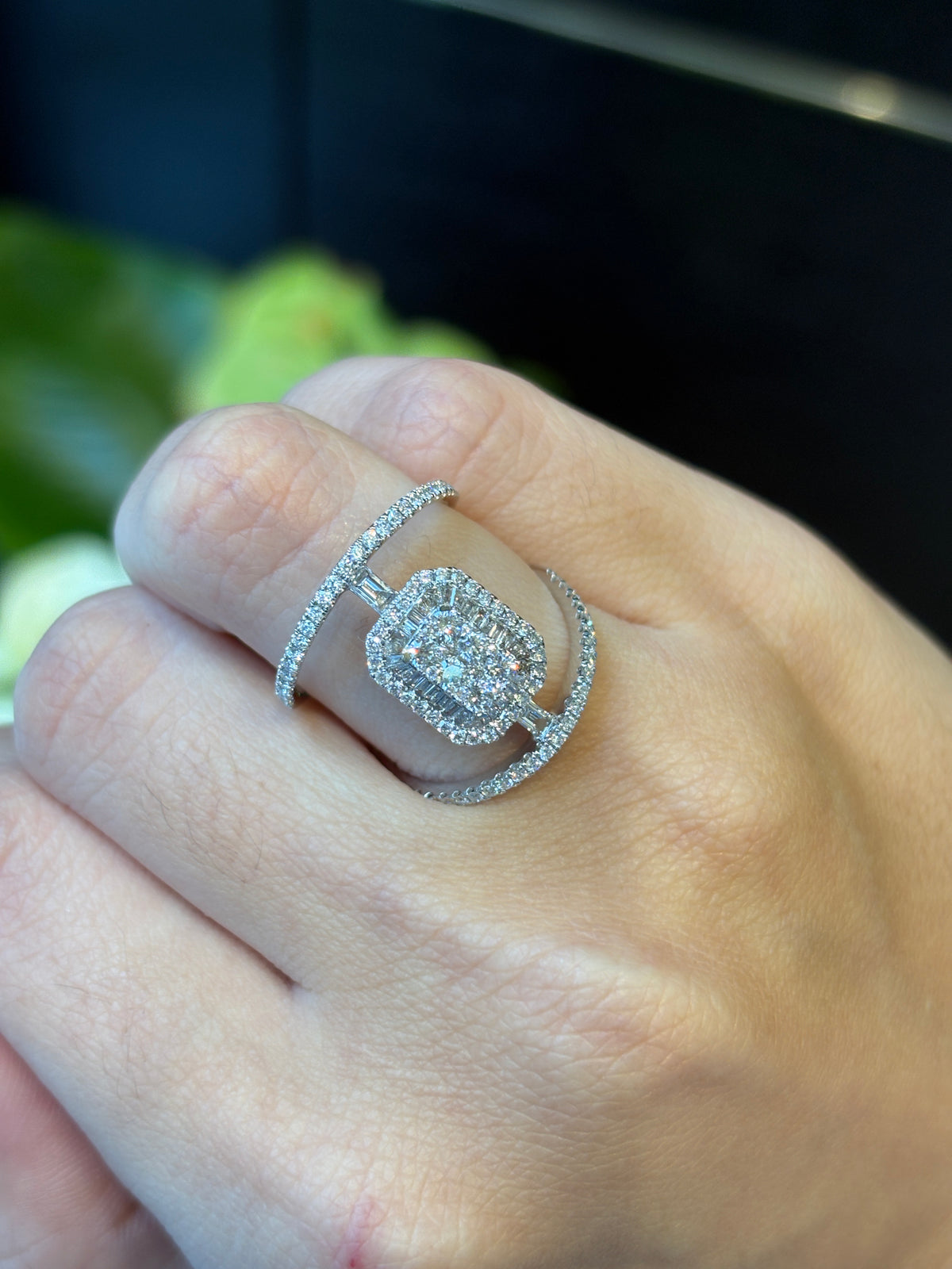 The Radiant Frame Ring