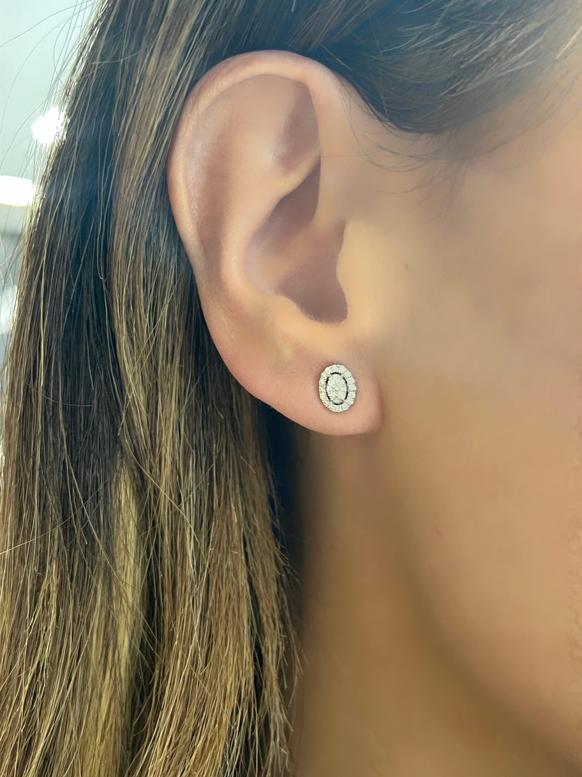 Class Oval Studs