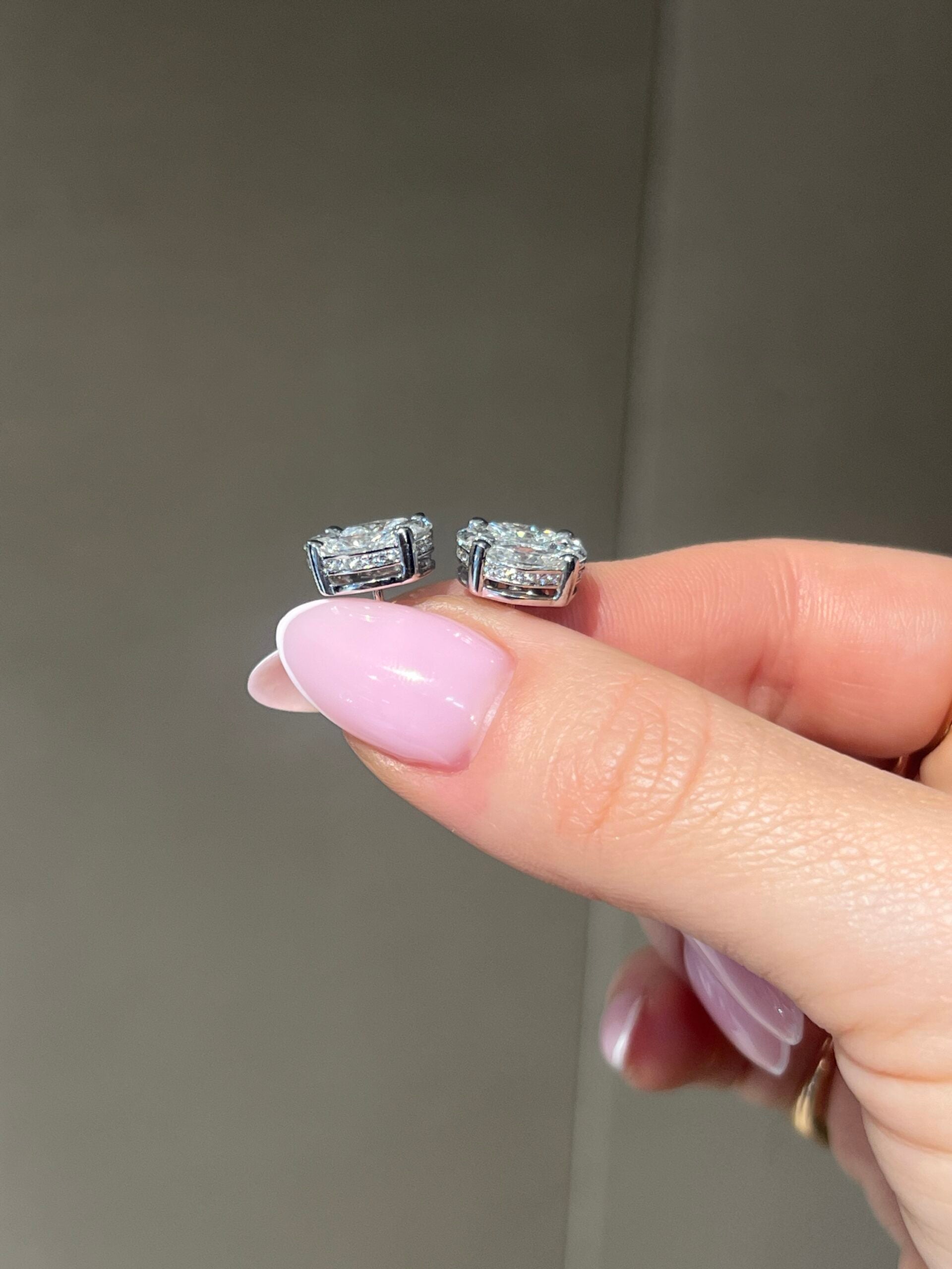 Grandiose Illusion Earstuds